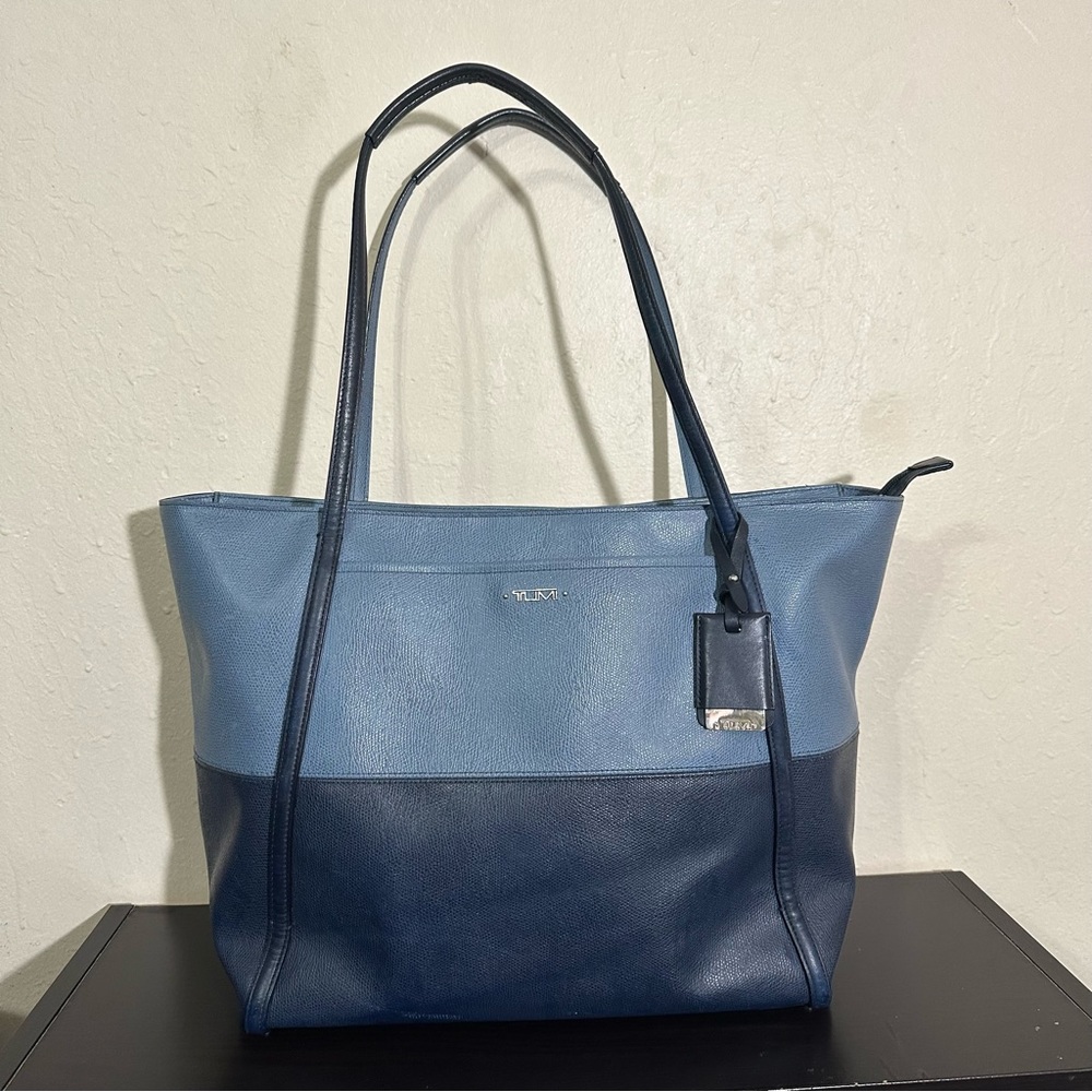 Tumi Everyday Coated Canvas Leather Tote Carryall dual Tone In Blue
